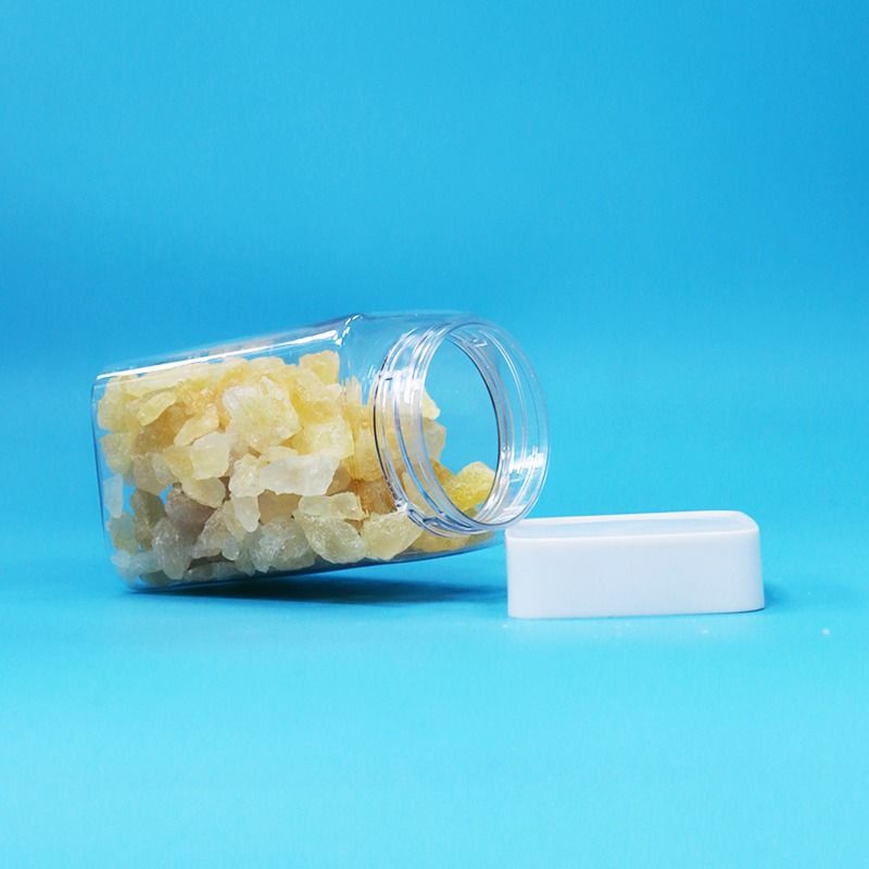 ขวดโหลพลาสติก PET ใส ฝาเกลียวสีขาวแบบสุญญากาศ ปราศจากสาร BPA สำหรับเก็บขนมขบเคี้ยวและลูกอมทรงสี่เหลี่ยม